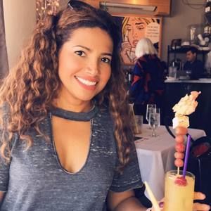 Meet your Posher, Sheyla